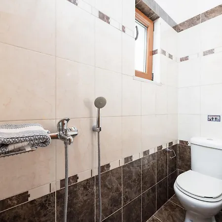 Yeraki Vila Dhrapanítika